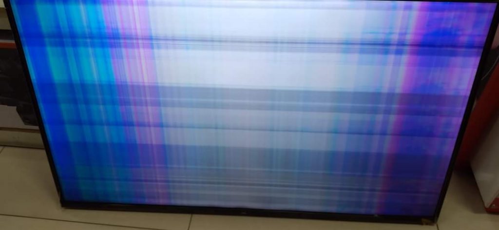 Sửa tivi bị sọc ngang màn hình